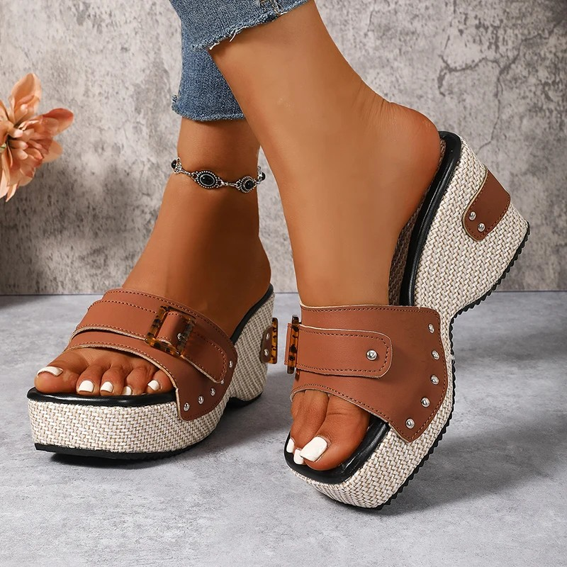 Amaya Buckle Sandals