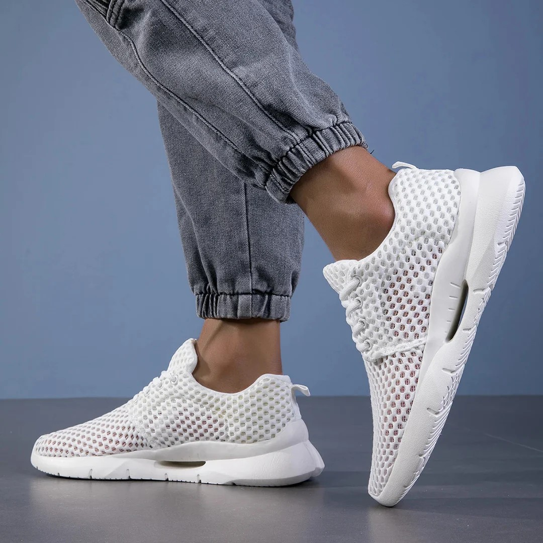 Montaro Lite Sneakers