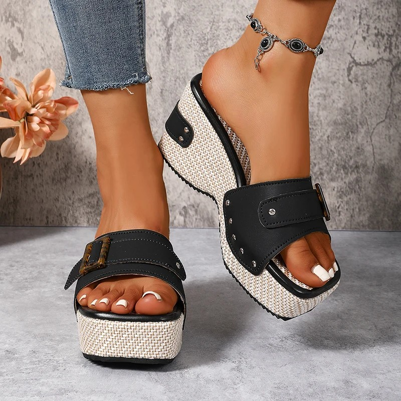 Amaya Buckle Sandals